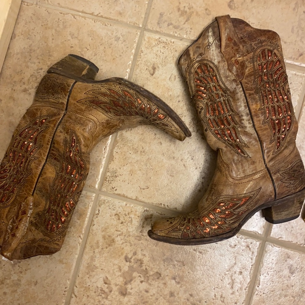 Corral boots size 7.5